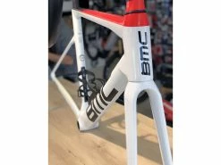 BMC Cadre Teammachine SLR01 Mod Var2 AG2R Citröen White Black Red 2023 -Route Soldes Magasin bmc cadre teammachine slr01 mod var2 ag2r citroeen white black red 2023 4