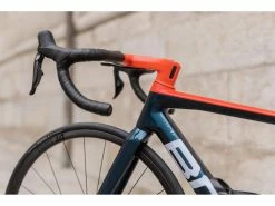 BMC Teammachine SLR01 One Dura-Ace Di2 Disc 12v Vélo De Course 2022 -Route Soldes Magasin bmc teammachine slr01 one dura ace di2 disc 12v velo de course 2022 20