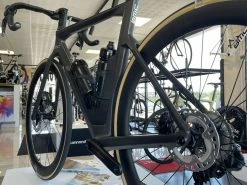 BMC Timemachine Road 01 Two Ultegra Di2 Disc 12v Vélo De Route Aéro 2022 24 BMC Timemachine Road 01 Two Ultegra Di2 Disc 12v Vélo De Route Aéro 2022 -Route Soldes Magasin bmc timemachine road 01 two ultegra di2 disc 12v velo de route aero 2022 7