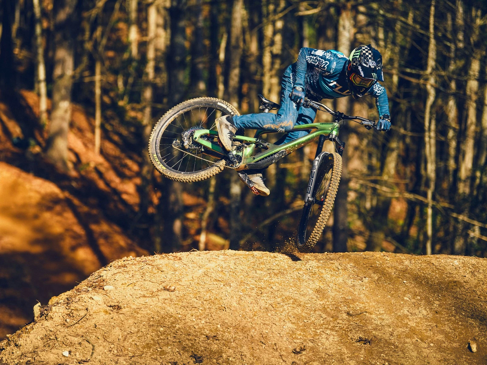 CANNONDALE Jekyll 1 VTT Enduro Beetle Green 2022 11 CANNONDALE Jekyll 1 VTT Enduro Beetle Green 2022 – Image 9