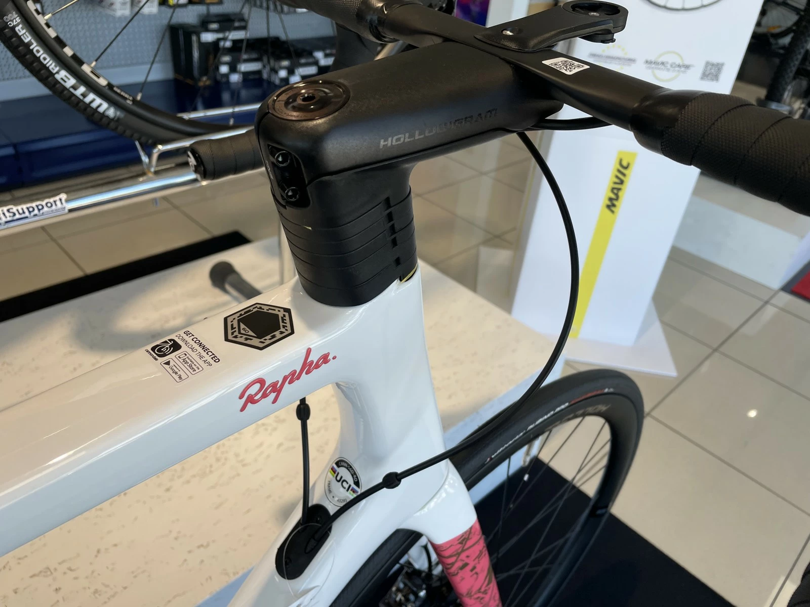 CANNONDALE SuperSix Evo Hi-Mod Ultegra Team Replica Education First 2023 6 CANNONDALE SuperSix Evo Hi-Mod Ultegra Team Replica Education First 2023 – Image 4