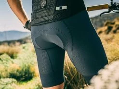 GOBIK Cuissard Court Absolute 5.0 K10 Slate Gray Warm 2022 11 GOBIK Cuissard Court Absolute 5.0 K10 Slate Gray Warm 2022 -Route Soldes Magasin gobik cuissard court absolute 50 k10 slate gray warm 2022 3