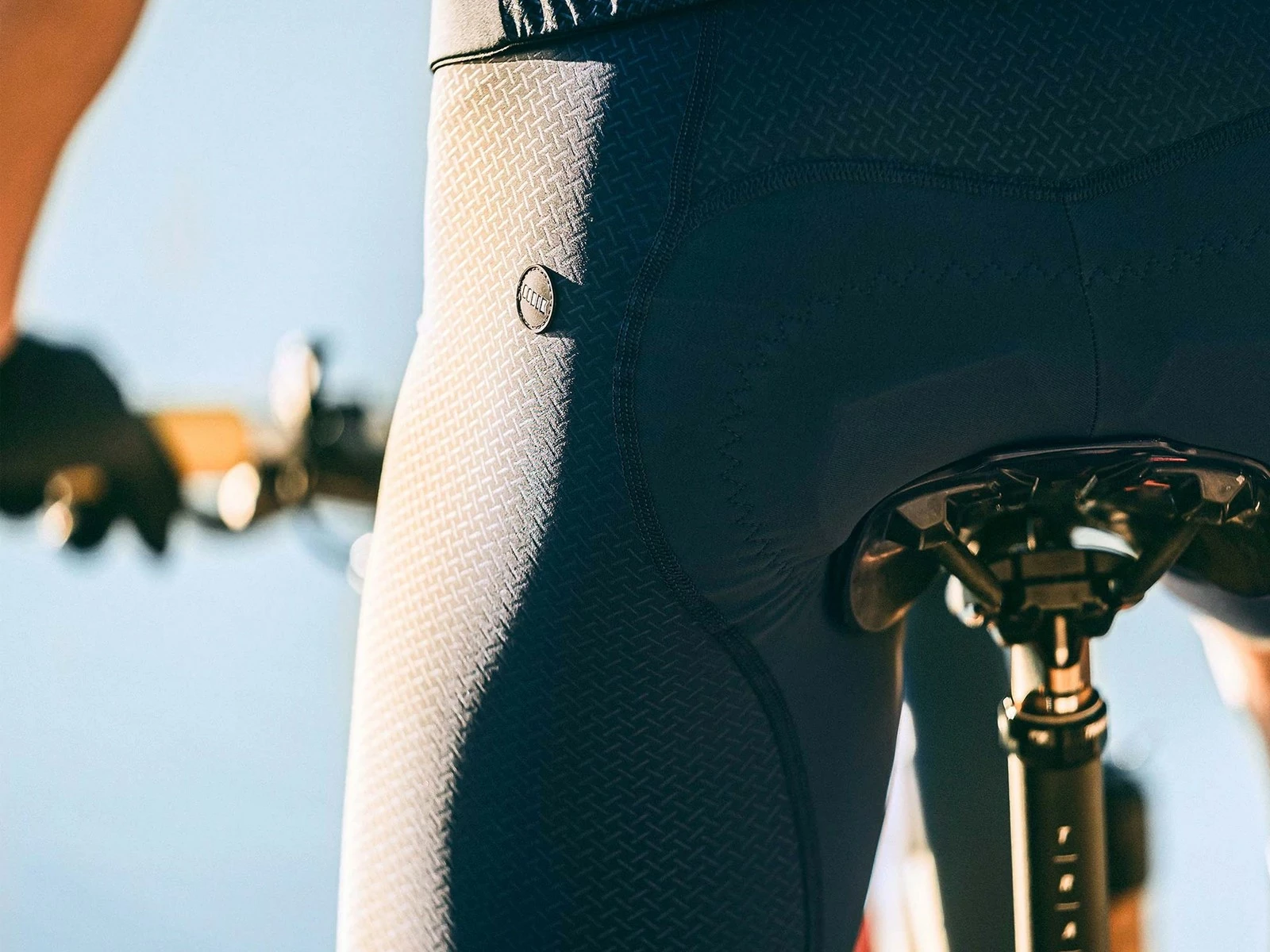 GOBIK Cuissard Court Absolute 5.0 K10 Slate Gray Warm 2022 7 GOBIK Cuissard Court Absolute 5.0 K10 Slate Gray Warm 2022 – Image 5