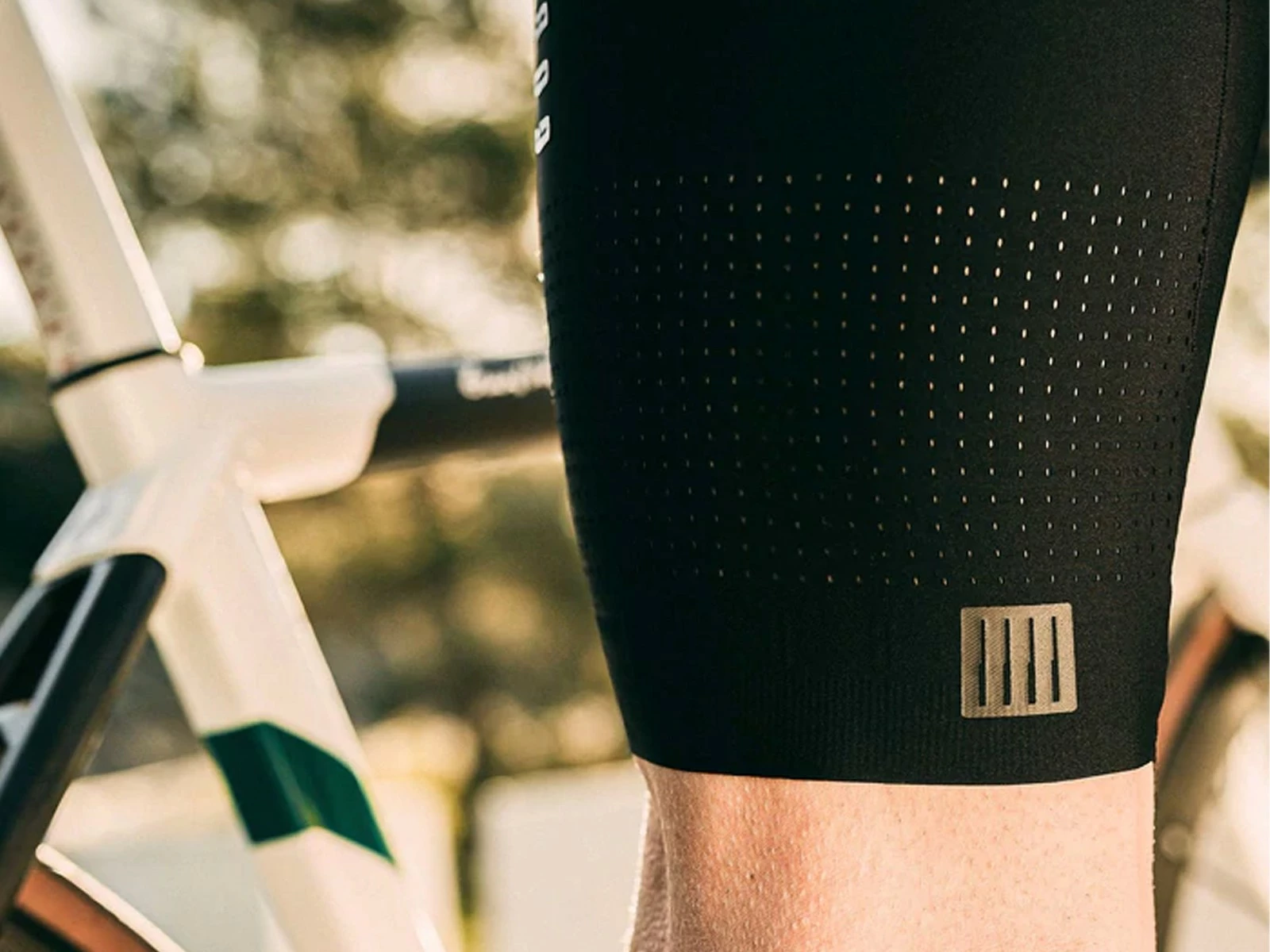 GOBIK Cuissard Court Ultralite K12 Black 2022 7 GOBIK Cuissard Court Ultralite K12 Black 2022 – Image 5