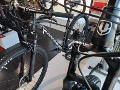 MONDRAKER Chrono VTT Black Silver 2022 -Route Soldes Magasin mondraker chrono vtt cross country 2022 black silver 3