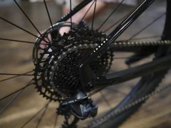 MONDRAKER Chrono VTT Black Silver 2022 -Route Soldes Magasin mondraker chrono vtt cross country 2022 black silver 8