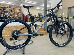 MONDRAKER Foxy VTT All-Mountain Racing Silver-Black 2022 -Route Soldes Magasin mondraker foxy vtt all mountain racing silver black 2022 3