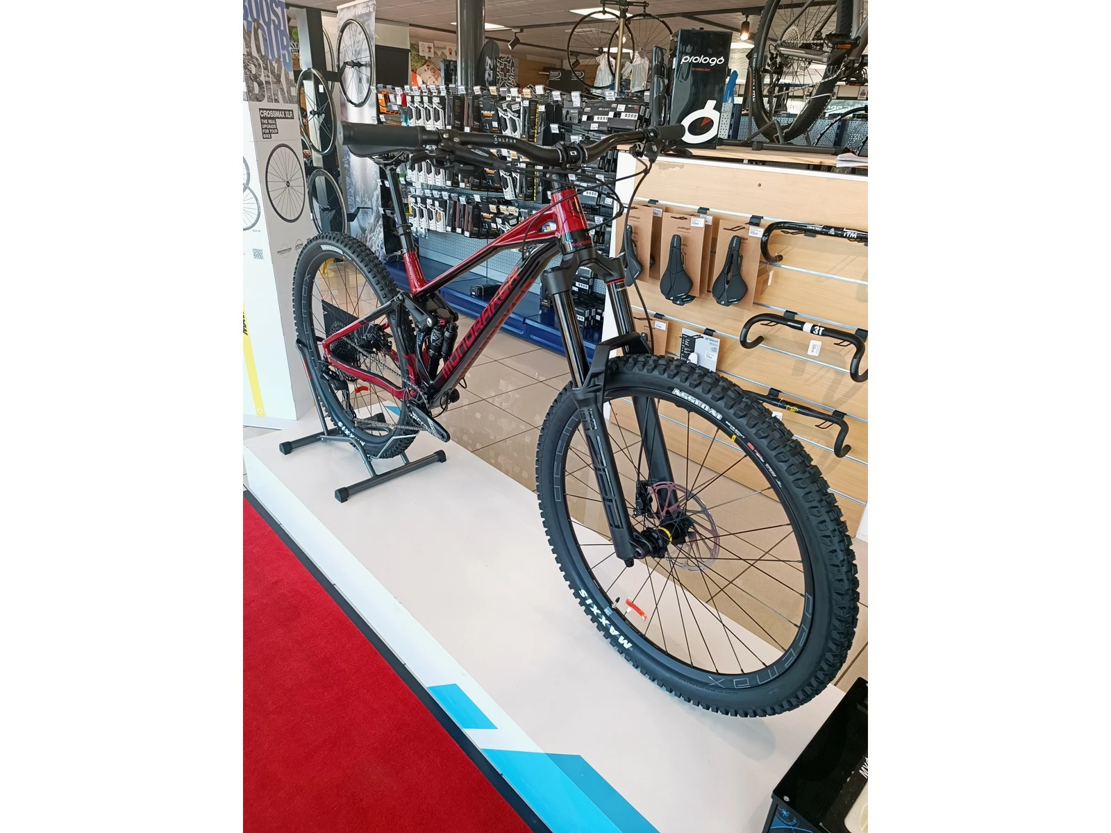 MONDRAKER Superfoxy VTT Enduro Black Cherry Red 2022 4 MONDRAKER Superfoxy VTT Enduro Black Cherry Red 2022 – Image 2