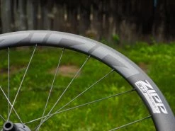 ZIPP 303 Firecrest Boyau Disque Roues Carbone 45mm 2023 -Route Soldes Magasin zipp 303 firecrest boyau disque roues carbone 40mm 2023 5